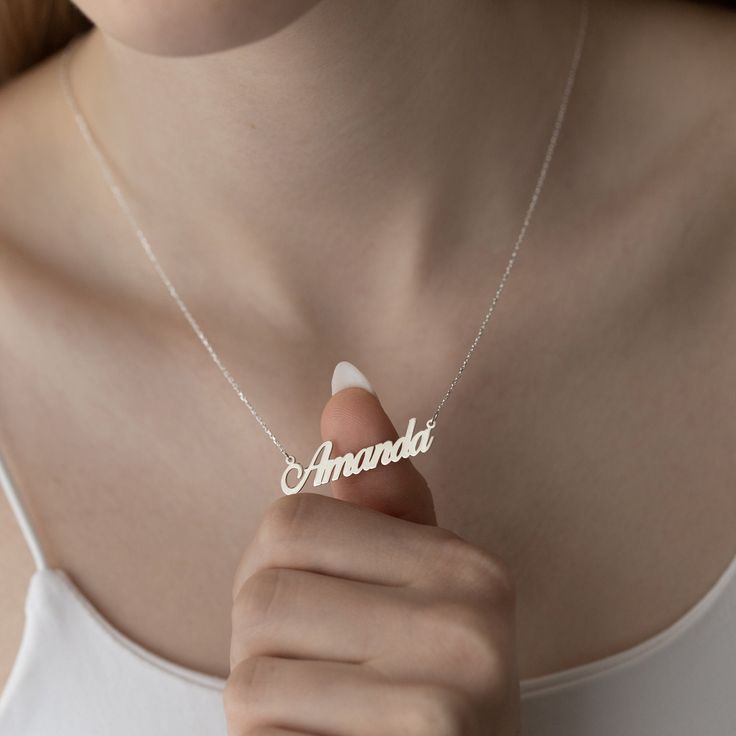 Necklaces & Pendants