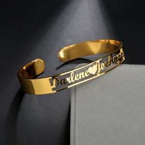 Customized Classic Name & Heart Bangle