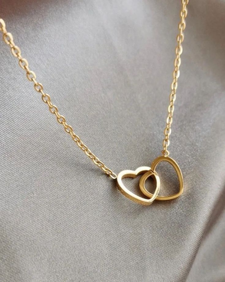 Interlocking Double Heart Necklace - Image 4